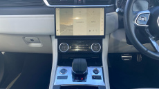 Jaguar F-Pace 2.0 D200 R-Dynamic Black 5dr Auto AWD Diesel Estate